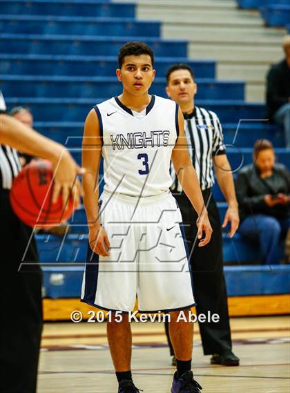 Thumbnail 3 in Higley vs Santiago (Duel in the Desert) photogallery.
