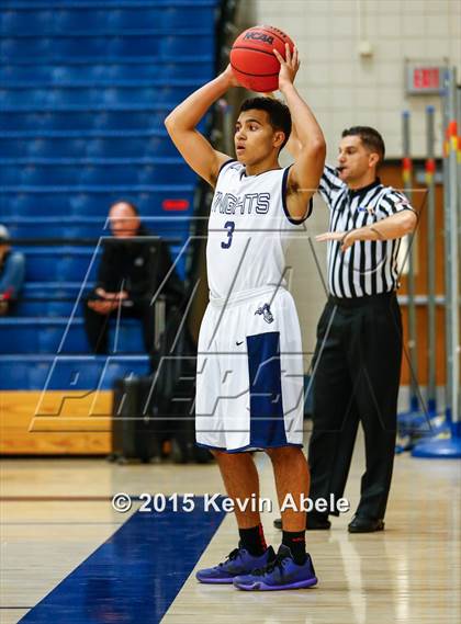 Thumbnail 2 in Higley vs Santiago (Duel in the Desert) photogallery.