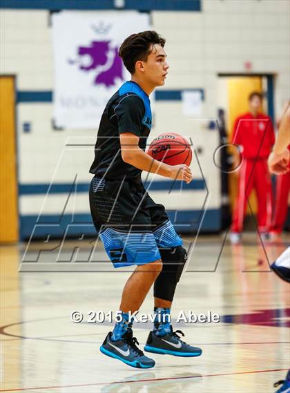 Thumbnail 1 in Higley vs Santiago (Duel in the Desert) photogallery.