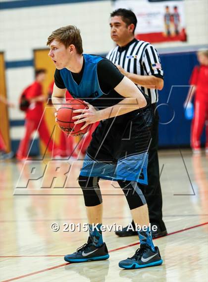 Thumbnail 2 in Higley vs Santiago (Duel in the Desert) photogallery.
