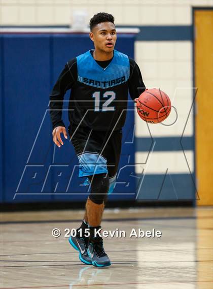 Thumbnail 2 in Higley vs Santiago (Duel in the Desert) photogallery.