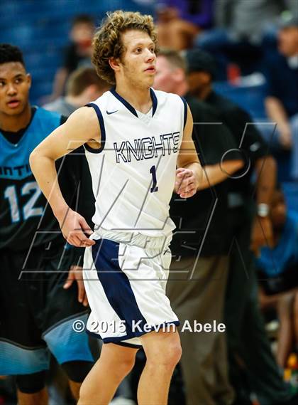 Thumbnail 1 in Higley vs Santiago (Duel in the Desert) photogallery.