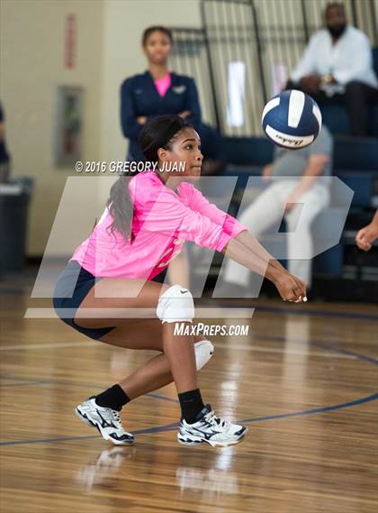 Thumbnail 2 in Ursuline Academy @ Lusher photogallery.