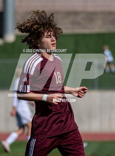 null - Photo 01