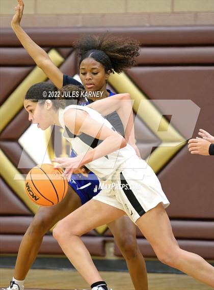 Thumbnail 3 in Basic @ Faith Lutheran photogallery.