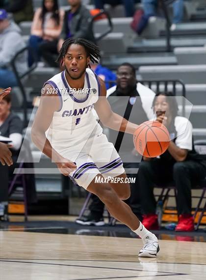 Thumbnail 2 in Fort Wayne Wayne vs. Ben Davis (Sneakers for Santa Shootout) photogallery.