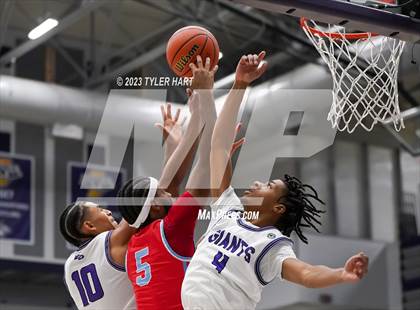 Thumbnail 3 in Fort Wayne Wayne vs. Ben Davis (Sneakers for Santa Shootout) photogallery.