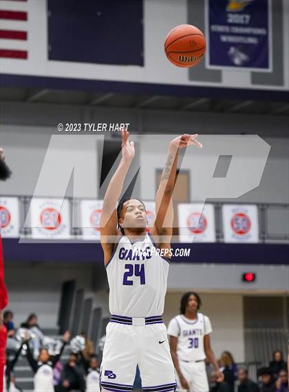 Thumbnail 2 in Fort Wayne Wayne vs. Ben Davis (Sneakers for Santa Shootout) photogallery.