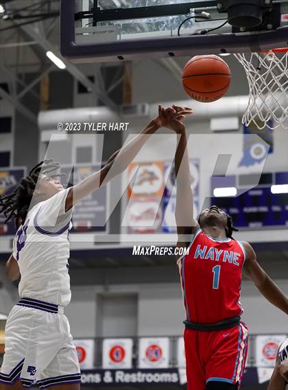 Thumbnail 3 in Fort Wayne Wayne vs. Ben Davis (Sneakers for Santa Shootout) photogallery.