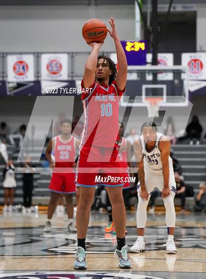 Thumbnail 3 in Fort Wayne Wayne vs. Ben Davis (Sneakers for Santa Shootout) photogallery.