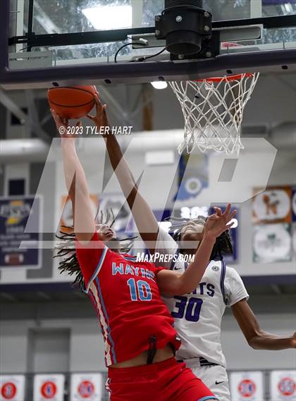 Thumbnail 2 in Fort Wayne Wayne vs. Ben Davis (Sneakers for Santa Shootout) photogallery.