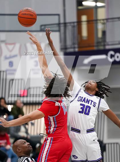 Thumbnail 2 in Fort Wayne Wayne vs. Ben Davis (Sneakers for Santa Shootout) photogallery.