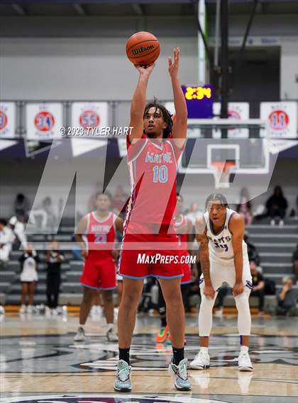 Thumbnail 1 in Fort Wayne Wayne vs. Ben Davis (Sneakers for Santa Shootout) photogallery.
