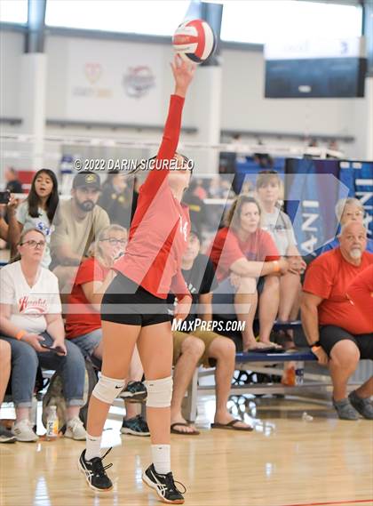 Thumbnail 3 in Whittier Christian @ Omaha Northwest (Nike TOC Southwest) photogallery.