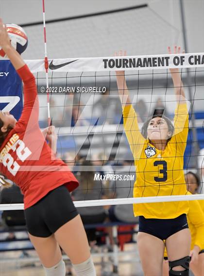 Thumbnail 3 in Whittier Christian @ Omaha Northwest (Nike TOC Southwest) photogallery.