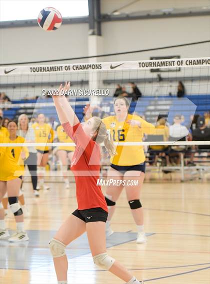 Thumbnail 3 in Whittier Christian @ Omaha Northwest (Nike TOC Southwest) photogallery.