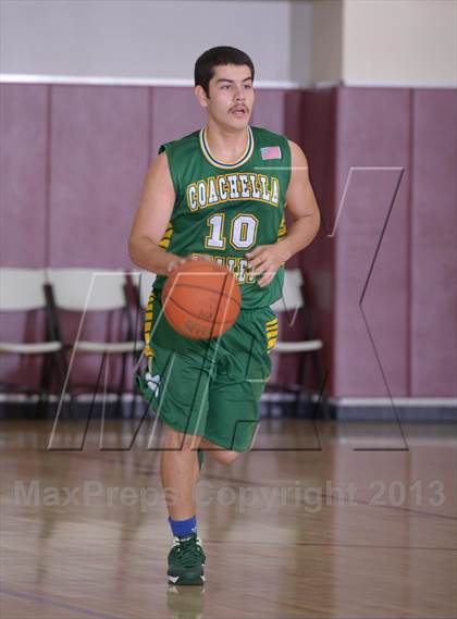 Thumbnail 2 in Rancho Mirage vs Coachella Valley (MaxPreps Holiday Classic) photogallery.