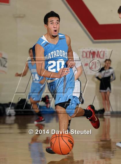 Thumbnail 3 in Mira Loma vs. Valley Christian (Viking Classic) photogallery.