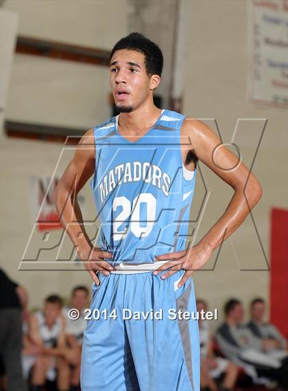 Thumbnail 2 in Mira Loma vs. Valley Christian (Viking Classic) photogallery.