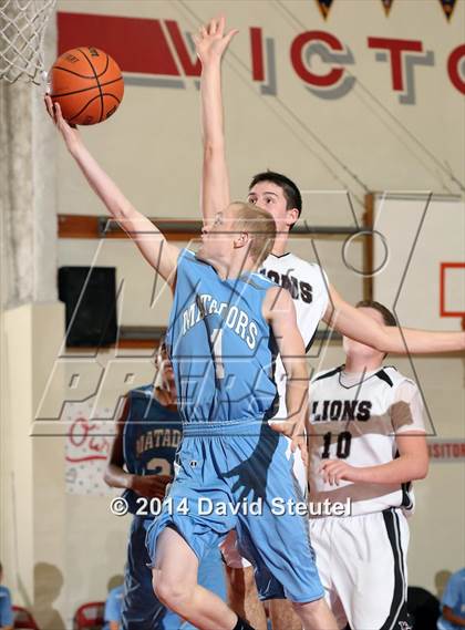 Thumbnail 2 in Mira Loma vs. Valley Christian (Viking Classic) photogallery.