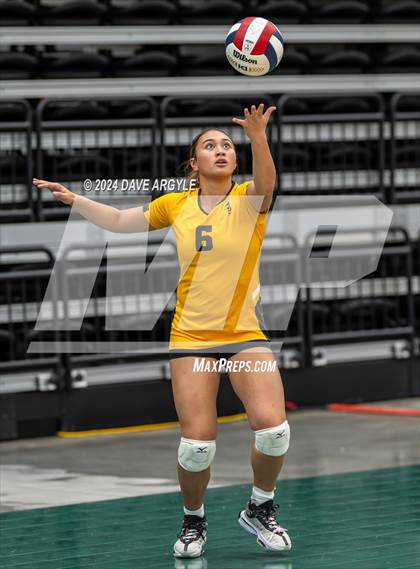 Thumbnail 2 in Bountiful vs. Wasatch (UHSAA 5A Second Round) photogallery.