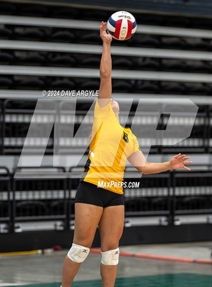 Thumbnail 3 in Bountiful vs. Wasatch (UHSAA 5A Second Round) photogallery.