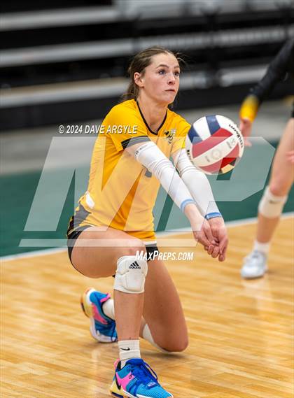 Thumbnail 1 in Bountiful vs. Wasatch (UHSAA 5A Second Round) photogallery.