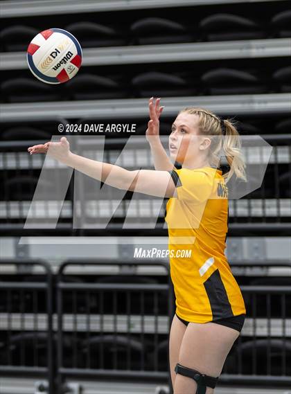 Thumbnail 3 in Bountiful vs. Wasatch (UHSAA 5A Second Round) photogallery.