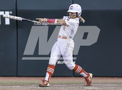 Thumbnail 3 in Coahoma vs. Lexington (UIL Softball 3A D2 Final) photogallery.