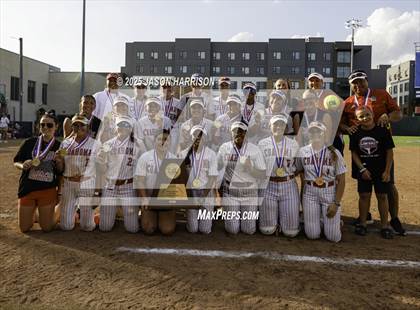 Thumbnail 2 in Coahoma vs. Lexington (UIL Softball 3A D2 Final) photogallery.