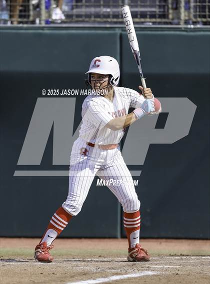 Thumbnail 2 in Coahoma vs. Lexington (UIL Softball 3A D2 Final) photogallery.