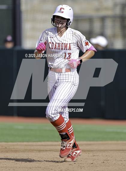 Thumbnail 3 in Coahoma vs. Lexington (UIL Softball 3A D2 Final) photogallery.