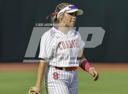 Thumbnail 1 in Coahoma vs. Lexington (UIL Softball 3A D2 Final) photogallery.