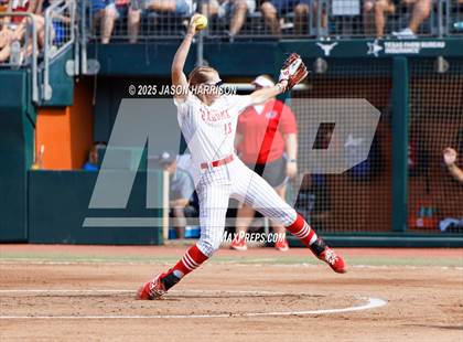 Thumbnail 3 in Coahoma vs. Lexington (UIL Softball 3A D2 Final) photogallery.