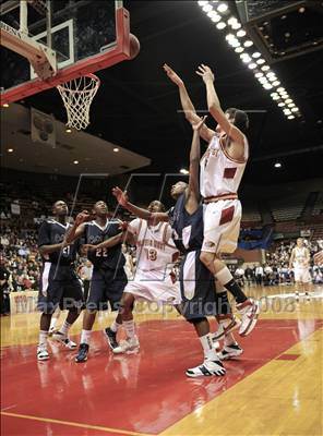 Thumbnail 3 in Clovis West vs. Clovis East (CIF CS D1 Final) photogallery.