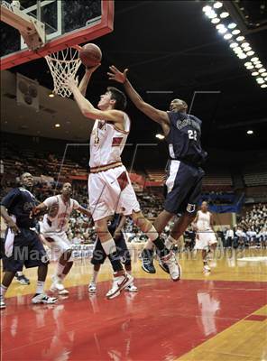 Thumbnail 1 in Clovis West vs. Clovis East (CIF CS D1 Final) photogallery.