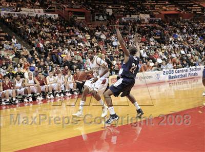 Thumbnail 2 in Clovis West vs. Clovis East (CIF CS D1 Final) photogallery.
