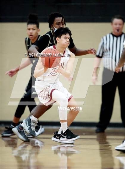 Thumbnail 1 in Fossil Ridge vs Keller Central photogallery.