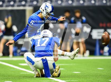 Thumbnail 3 in Katy Taylor vs Cypress Creek (UIL 6A Regional Playoff) photogallery.