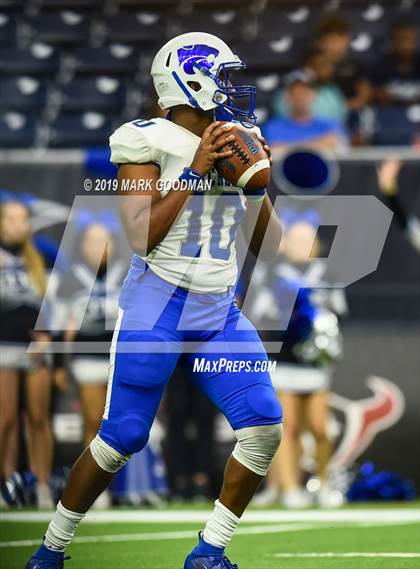 Thumbnail 2 in Katy Taylor vs Cypress Creek (UIL 6A Regional Playoff) photogallery.