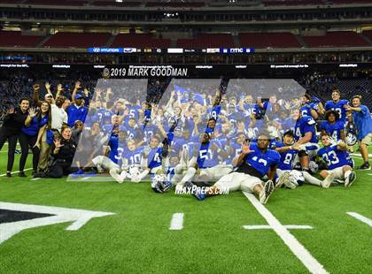 Thumbnail 2 in Katy Taylor vs Cypress Creek (UIL 6A Regional Playoff) photogallery.