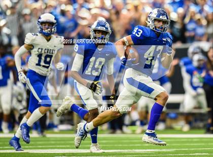 Thumbnail 3 in Katy Taylor vs Cypress Creek (UIL 6A Regional Playoff) photogallery.
