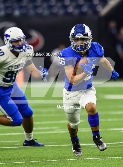 Thumbnail 2 in Katy Taylor vs Cypress Creek (UIL 6A Regional Playoff) photogallery.