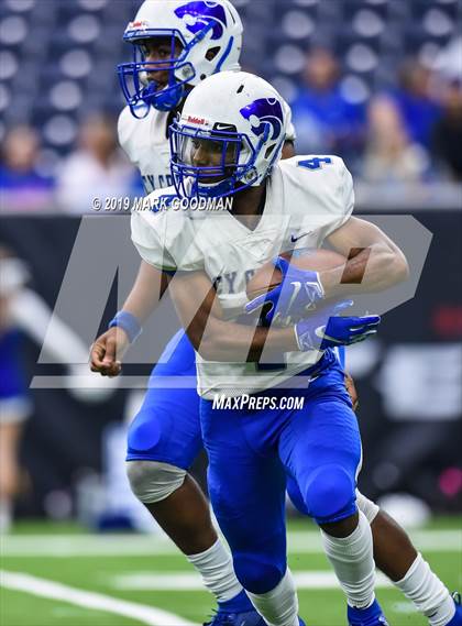 Thumbnail 2 in Katy Taylor vs Cypress Creek (UIL 6A Regional Playoff) photogallery.