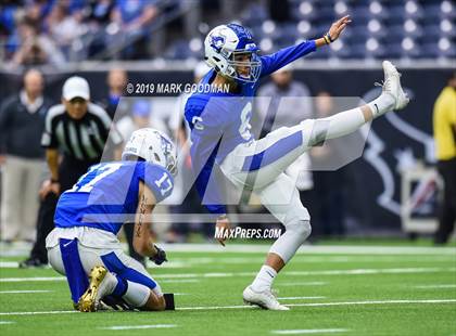 Thumbnail 2 in Katy Taylor vs Cypress Creek (UIL 6A Regional Playoff) photogallery.