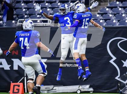 Thumbnail 2 in Katy Taylor vs Cypress Creek (UIL 6A Regional Playoff) photogallery.