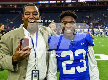 Thumbnail 2 in Katy Taylor vs Cypress Creek (UIL 6A Regional Playoff) photogallery.