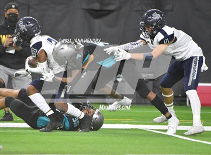 Thumbnail 3 in Silverado vs. Shadow Ridge (4A State Championship) photogallery.