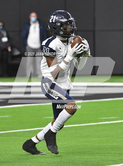 Thumbnail 3 in Silverado vs. Shadow Ridge (4A State Championship) photogallery.