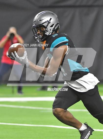 Thumbnail 2 in Silverado vs. Shadow Ridge (4A State Championship) photogallery.